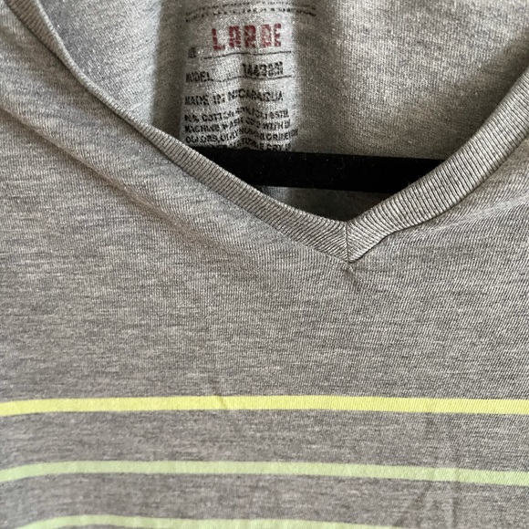 Men’s Lacoste V-neck t-shirt - Picture 2 of 3